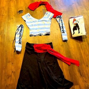 Leg Avenue Pirate Cutie Halloween costume size S/M